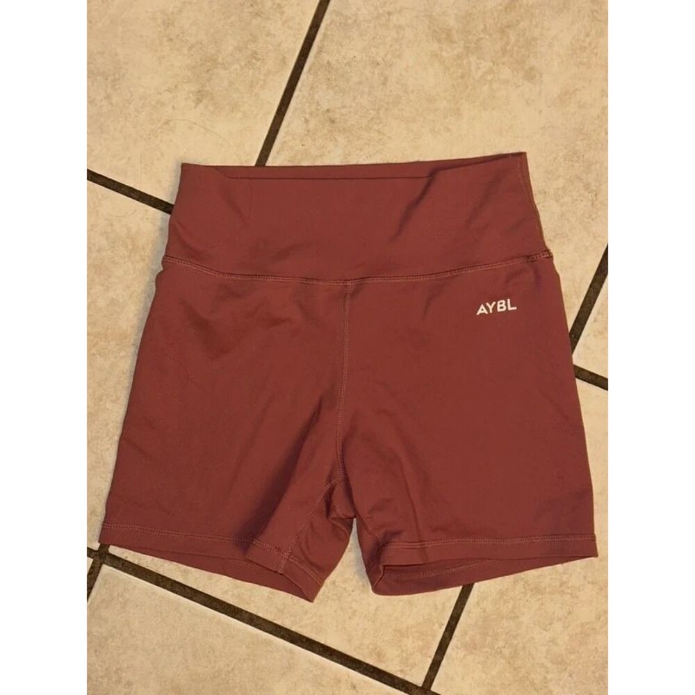 Women’s Aybl Shorts Size Medium